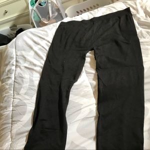 very comfortable black leggings